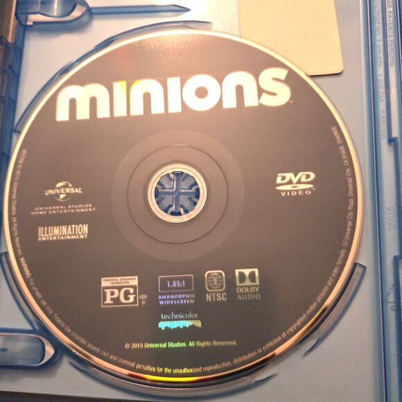 Despicable Me 2 + Minions Blu-Ray & DVD Combo Pack (No Codes) - Picture 4 of 9